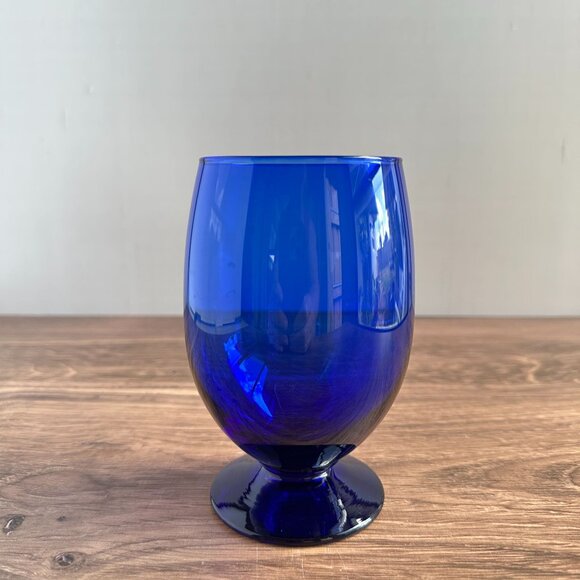 Nybro Glasbruk Cobalt Blue Footed Glasses, Set of 6, Swedish Blown Glass Goblets - Picture 8 of 8